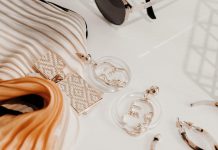 The Finishing Touch: Accessories That Instantly Upgrade Any Outfit gold-colored accessory lot